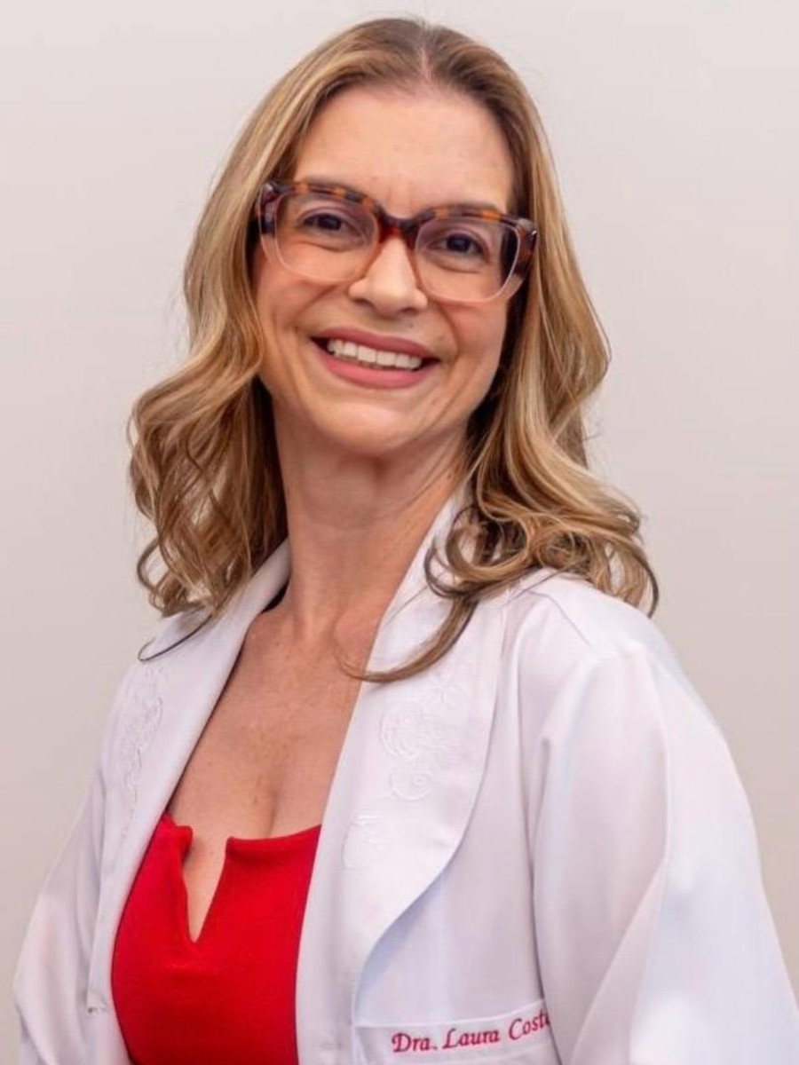 Maria Laura Costa Do Nascimento